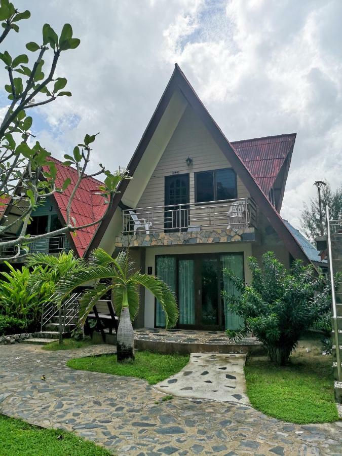 Resort Lanta Sea House 2*