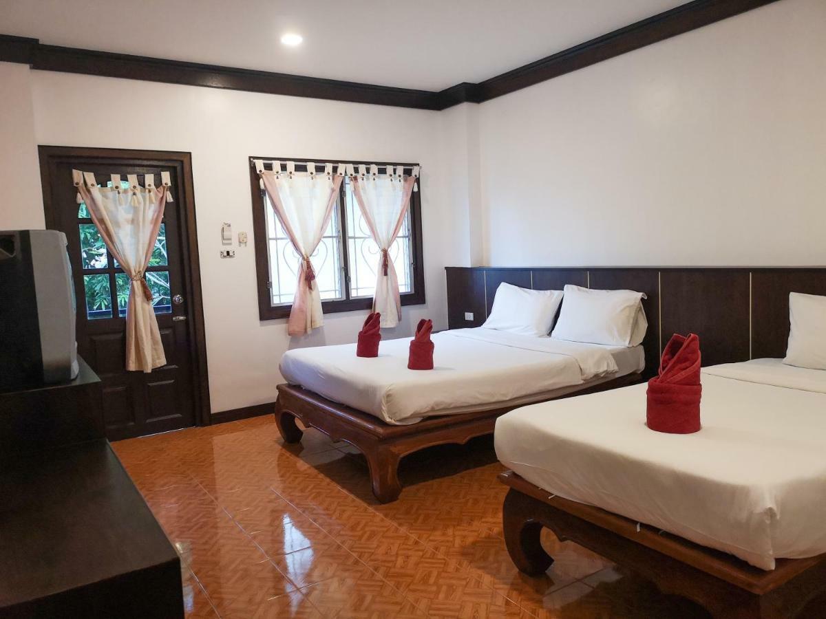 Lanta Sea House 2*